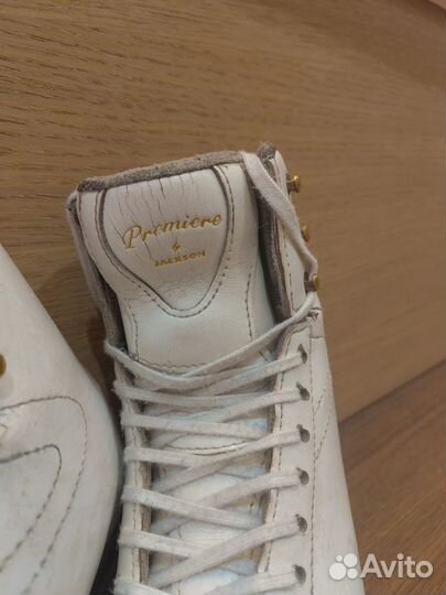 Фигурные коньки jackson