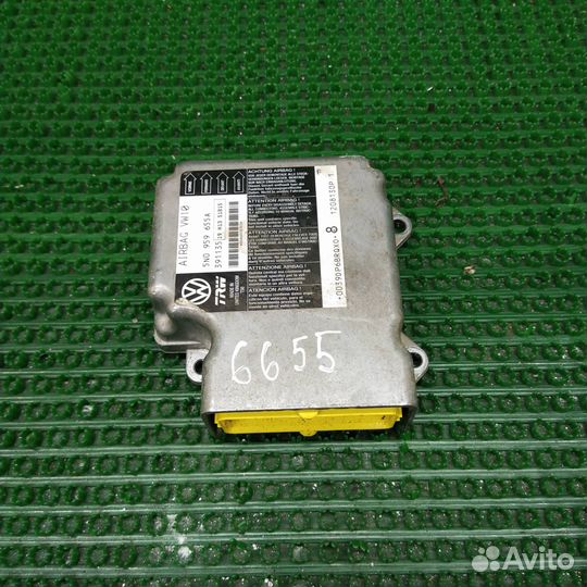 Блок управления подушками безопасности Volkswagen