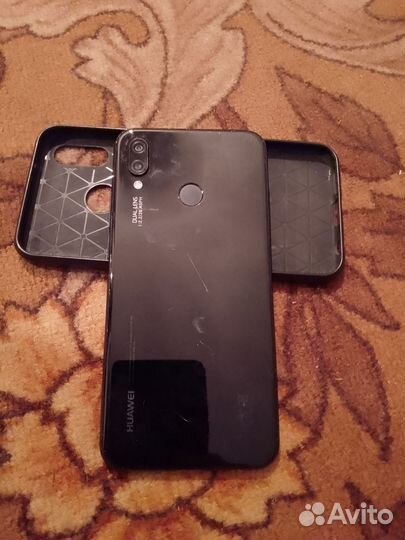 HUAWEI P20 Lite, 4/64 ГБ