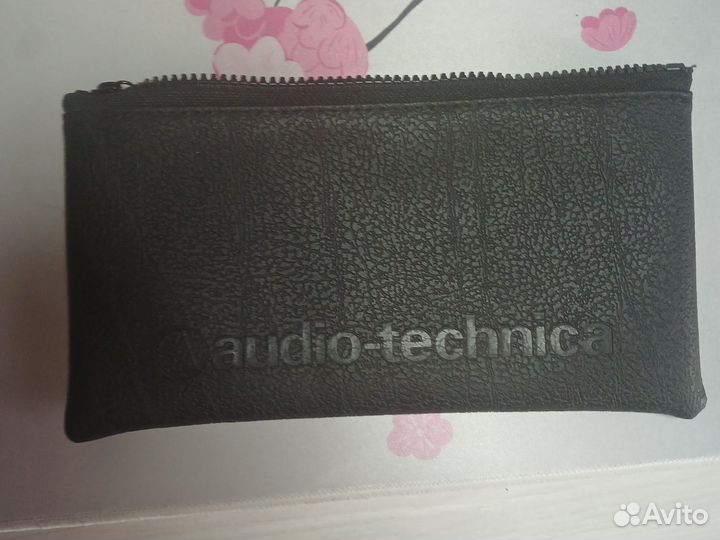 Студийный микрофон Audio-Technica AT2035