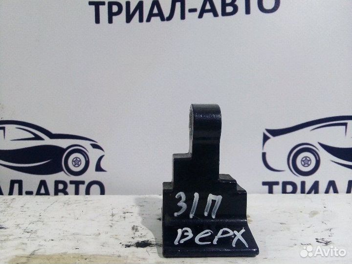 Петля двери BMW F11