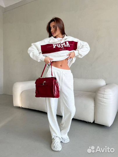 Костюм женский