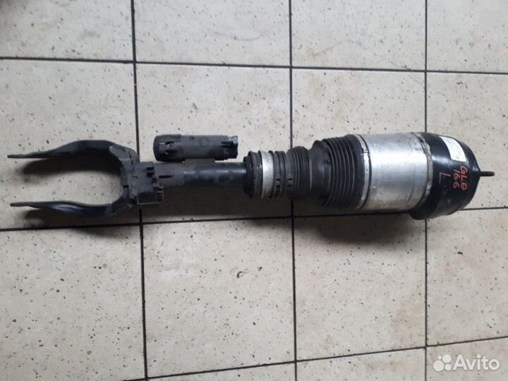 Стойка амортизатора (Пневмоподвеска) передняя