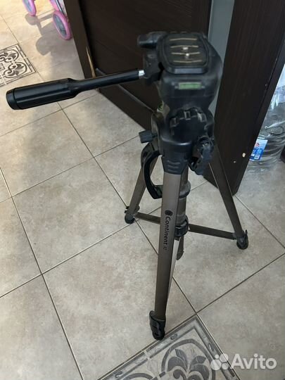 Штатив для фотоаппарата профессиональный