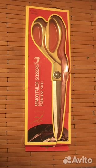 Портновские ножницы, нож и другое