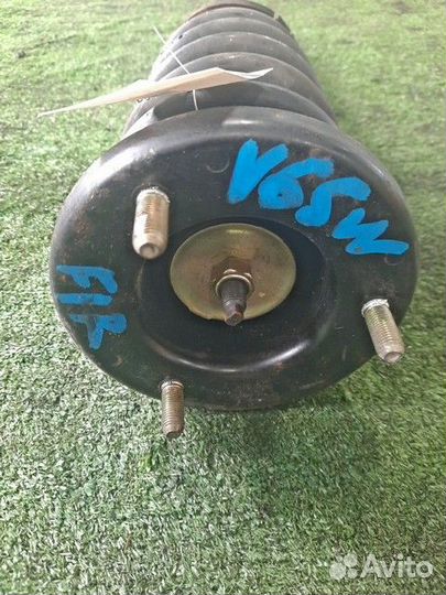 Амортизатор подвески передний Mitsubishi Pajero 3