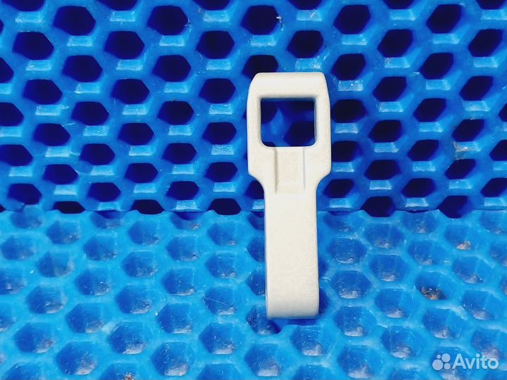 Защелка люка стиральной машины LG MFG63099101