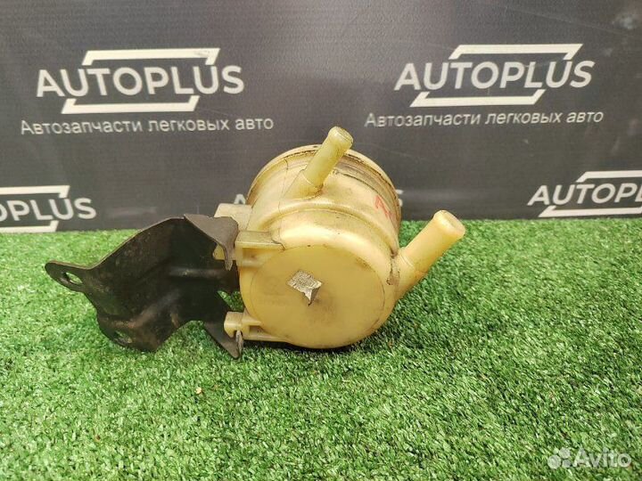 Бачок гур Hyundai Accent седан 1.5 G4EC-G 2006