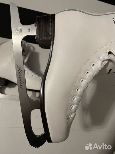 Коньки женские 37р-р