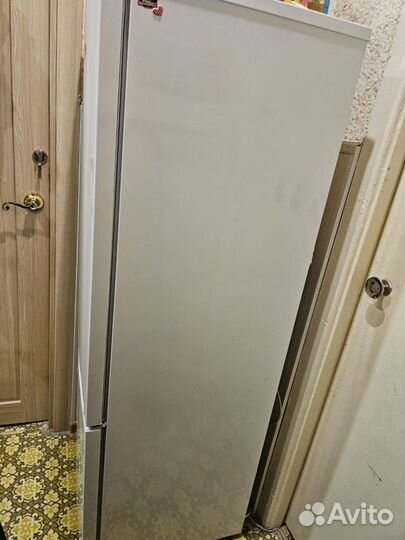 Холодильник двухкамерный beko