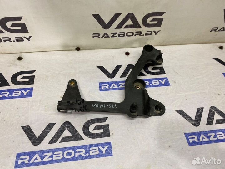 Volkswagen Passat B82015 3Q0129671AVR142-321