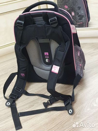Ранец школьный для девочки