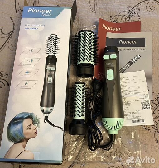 Фен-щетка Pioneer HB-1006D