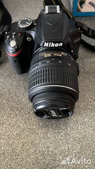 Зеркальный фотоаппарат