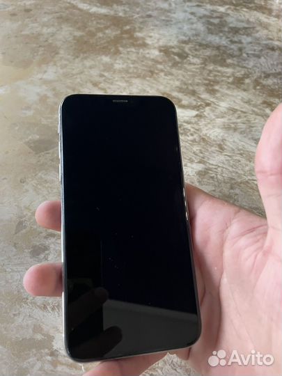 iPhone X, 64 ГБ