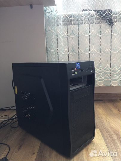 Компьютер i3 8350k