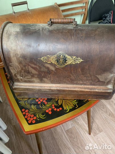 Швейная машинка б/у singer