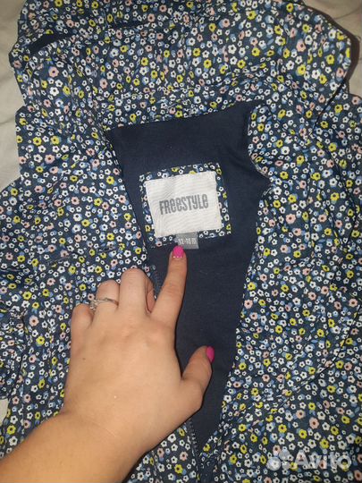 Куртки на девочку