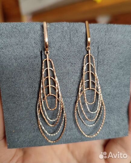 Золотые серьги