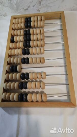 Счеты бухгалтерские