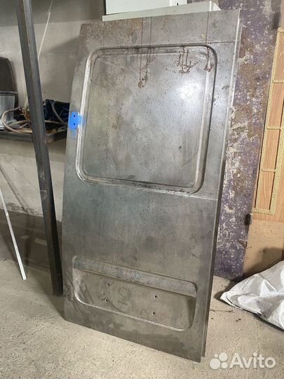 Задняя дверь на mercedes sprinter