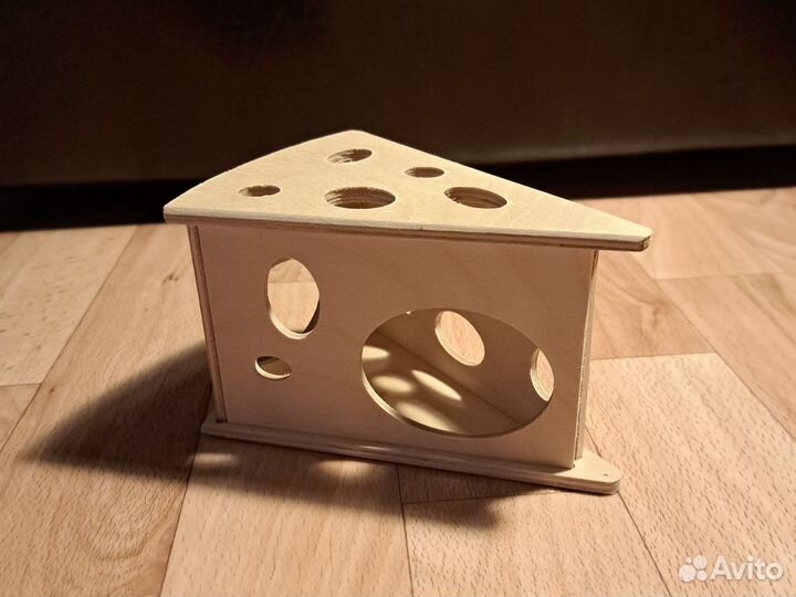 Игрушка для грызунов,деревянная