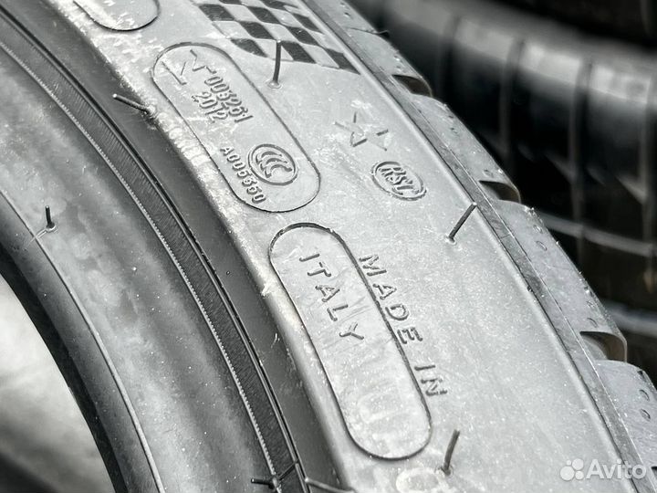 Michelin Pilot Sport 4 245/40 R19 и 275/35 R19 98Y