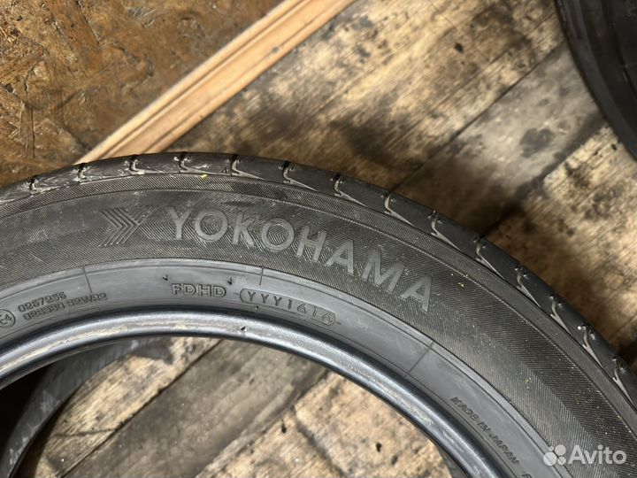 Yokohama BluEarth E51B 225/60 R18 100H