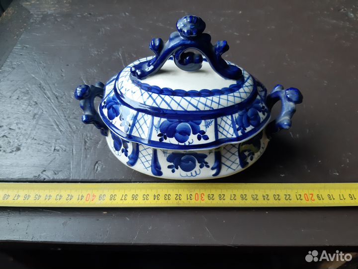 Гжельские изделия