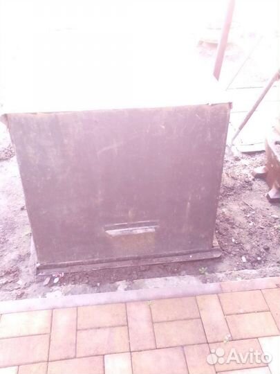 Мусорный контейнер