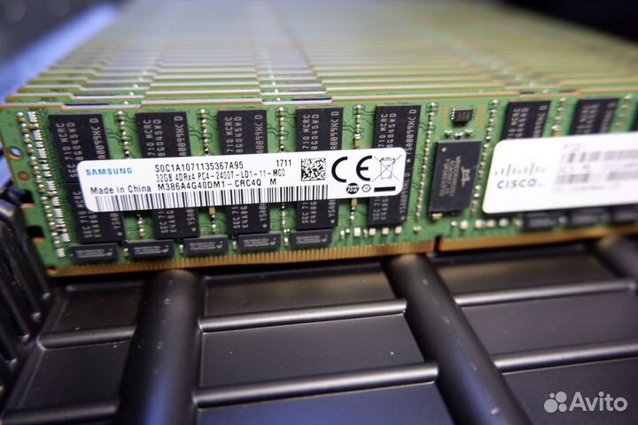 32Gb Серверная память DDR4 Samsung 2400T LRdimm