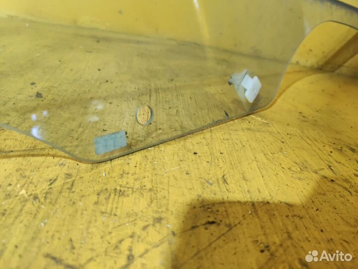 Стекло переднее правое для Kia Rio 2