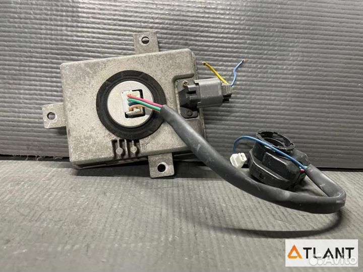 Блок ксенона mazda MPV