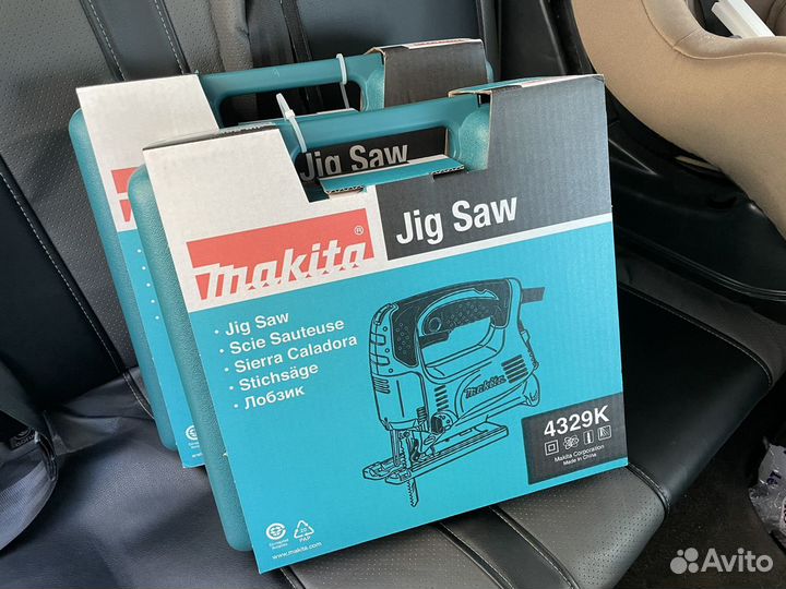 Электрический лобзик Makita 4329K, новый