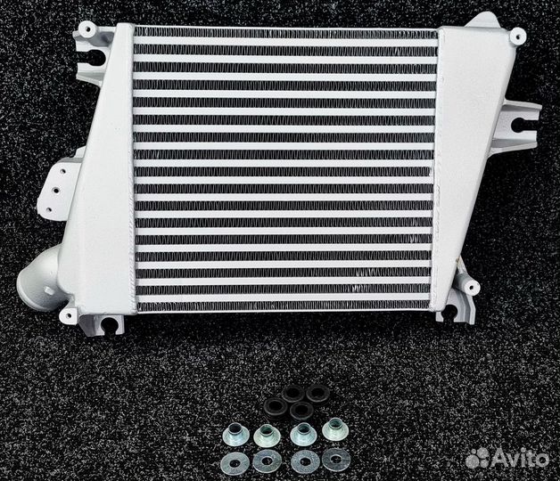 Интеркулер - Nissan X-trail 02-06 2L