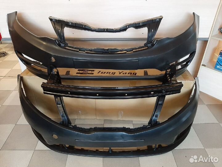 Kia Rio 3 Бампер передний новый