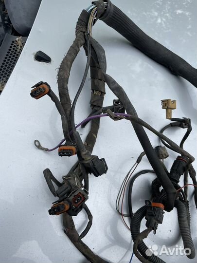 Проводка подкопотная (Коса ) Месредес w210 m112