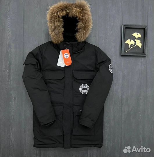 Зимняя куртка Canada goose