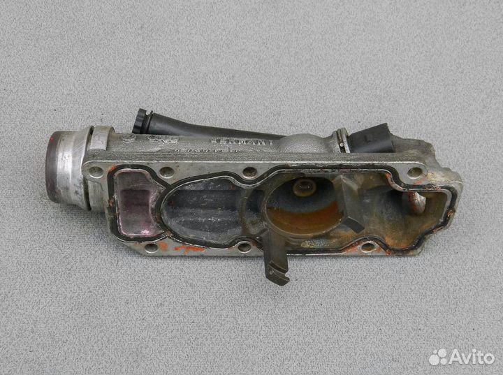 Корпус термостата W12 Audi A8 D2