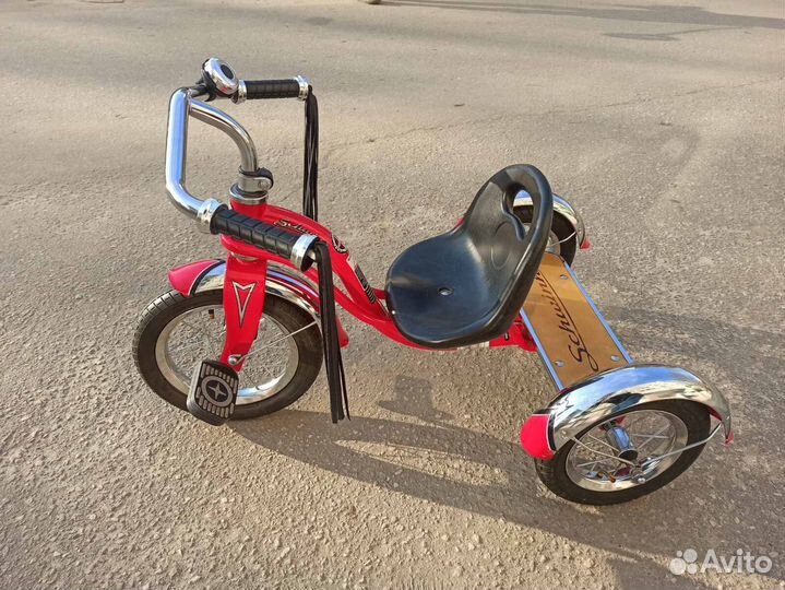 Велосипед трехколесный schwinn roadster