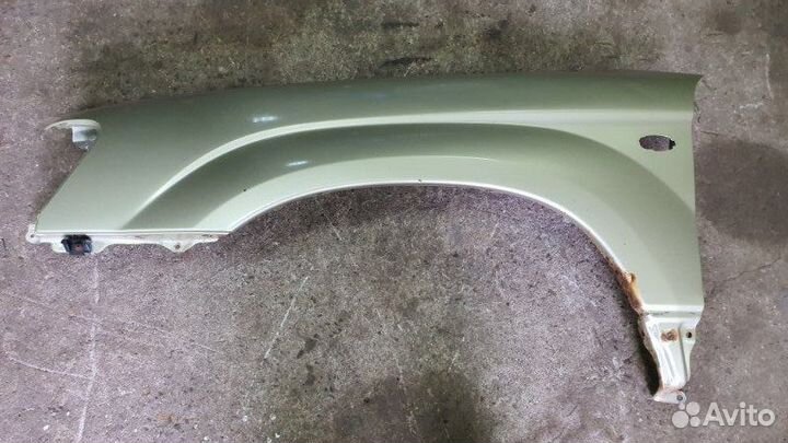 Крыло переднее левое Subaru Forester SG5 EJ205 04