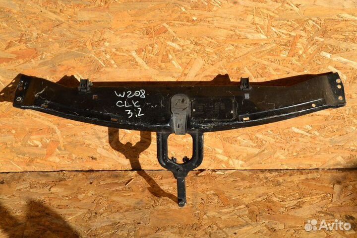 Накладка на рамку радиатора Mercedes-Benz Clk W208