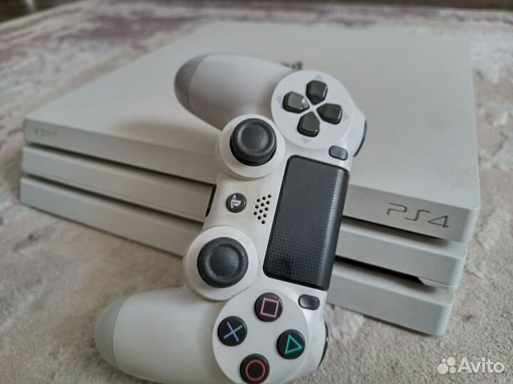 Sony playstation 4 PS4 pro