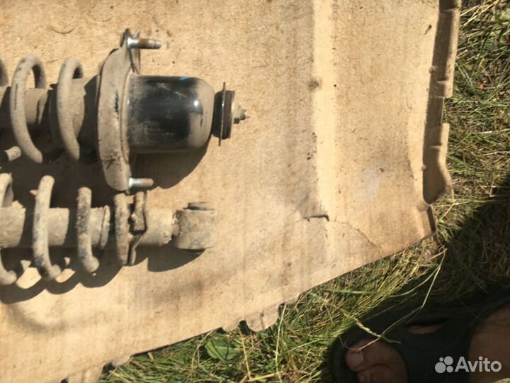 Задние стойки Тойота Королла 120 4WD цена за шт