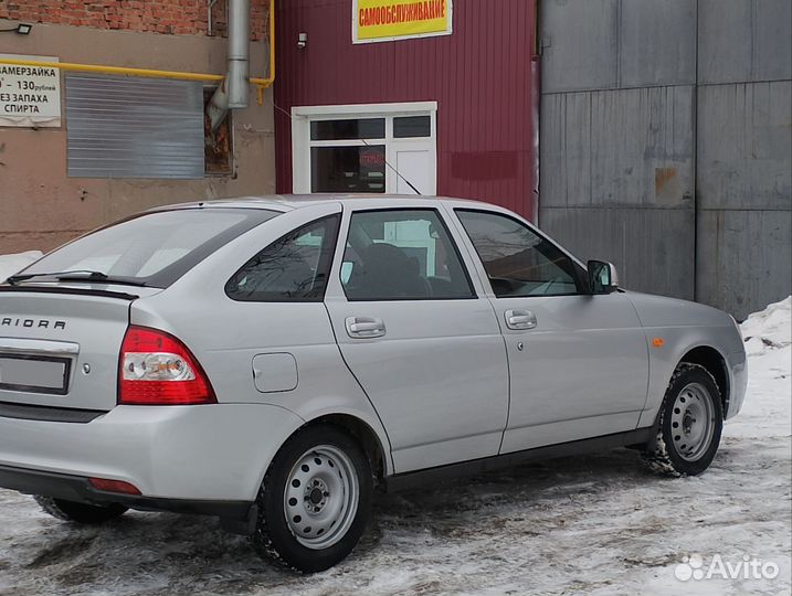 LADA Priora 1.6 МТ, 2014, 100 000 км