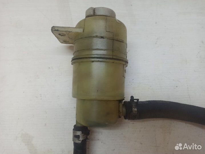 Бачок гидроусилителя Mitsubishi L200 KA4T 4D56