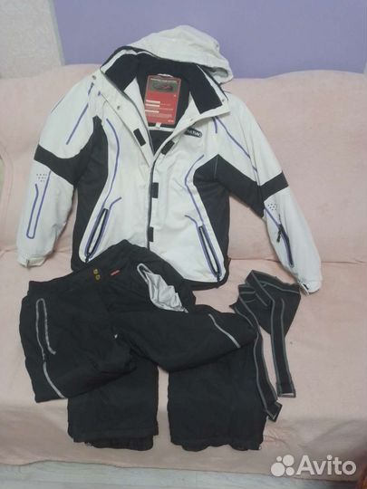 Горнолыжный костюм