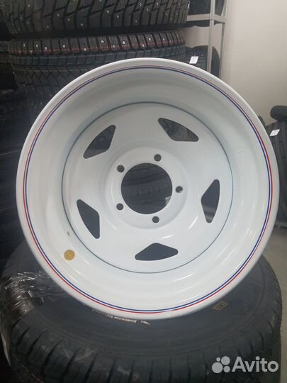 Диски R16 на УАЗ вылет -19 ORW белые