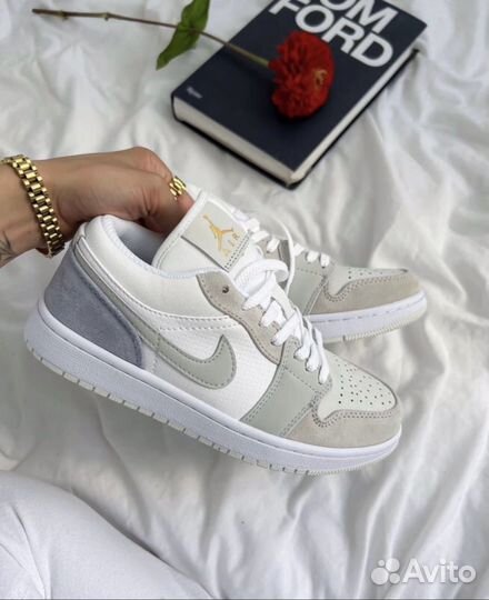 Кроссовки женские Nike air jordan 1 low