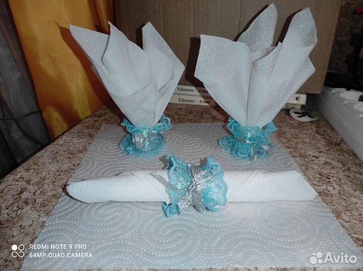 Свадебное платье,аксессуары.Детская одежда бесплат